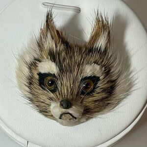 Swedish Vintage 1970s Handcrafted Värmland Raccoon Wolf Animal Head Brooch Fur‌‌